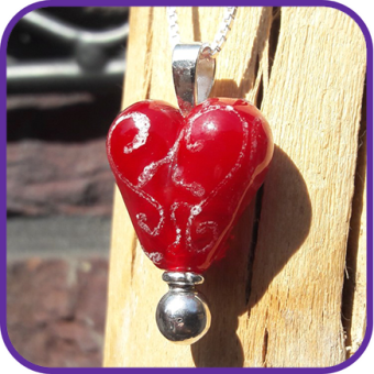 Hart- en druppelhanger glas