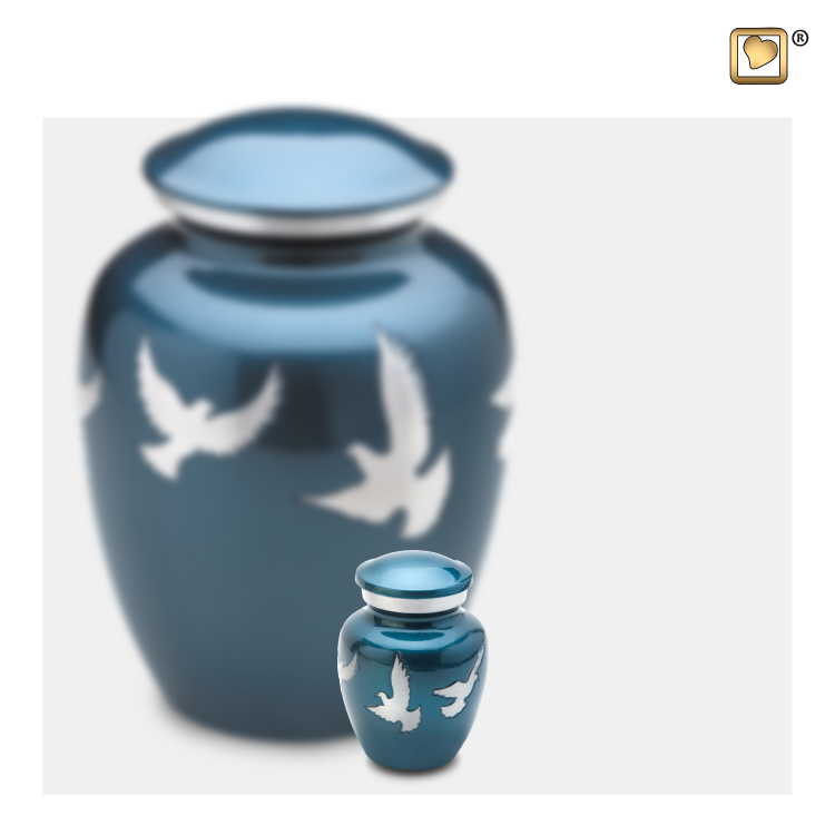 Flying Doves mini urn in blauw K572
