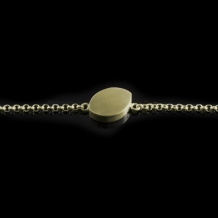 jasseron armband met nootvormige hanger