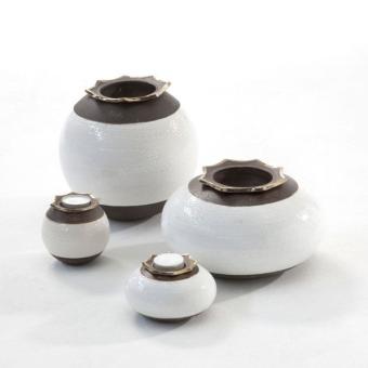 Flora urnen collectie