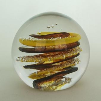 Glasreliek Stroming Rainbow met deeltjes crematie-as