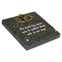 gedenksteen 15x15cm met bronzen zonnebloem