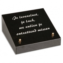 Gedenksteen 17x17cm met gedenktekst