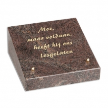 Gedenksteen 17x17cm met gedenktekst