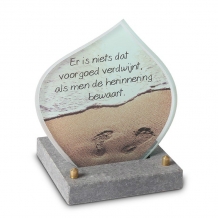 traan gedenksteen 15x15cm: Er is niets wat voorgoed verdwijnt