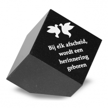 Gedenksteen kubus: Bij elk afscheid, wordt een herinnering geboren