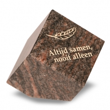Gedenksteen: Altijd samen, nooit alleen.