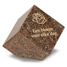 Gedenksteen: een bloem voor elke dag