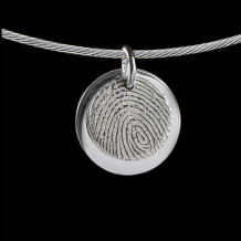 Ronde plaathanger in zilver met vingerafdruk