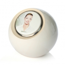 Art urn Iris van keramiek + foto: White