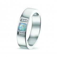Ring van zilver met vierkante askamer + zirkonia