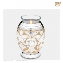 urn met kaarshouder en bloemen T250