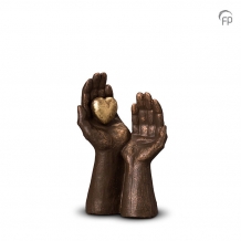Design urn Geert Kunen: Gedragen Liefde met hartje (300ml).
