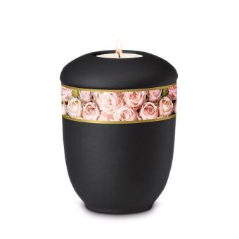 keramiek urn met waxine en rozenblaadjes