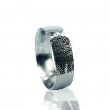 Ring in zilver in 4 breedte-maten + vingerafdruk en zirkonia