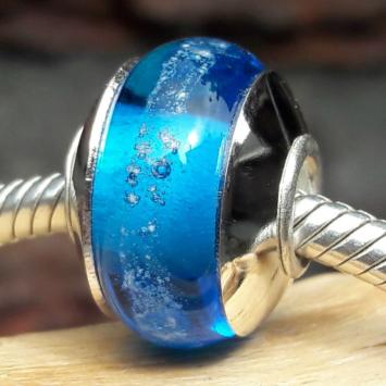 Glasbedel Turquoise met zilver kapje