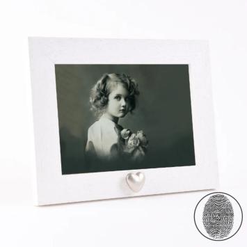 Fotolijst met wit kader + Hart mini urn